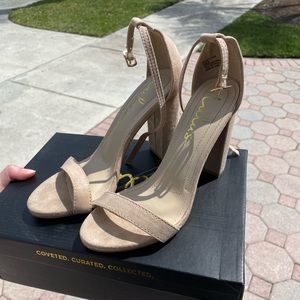 Lulu’s Tan Heels